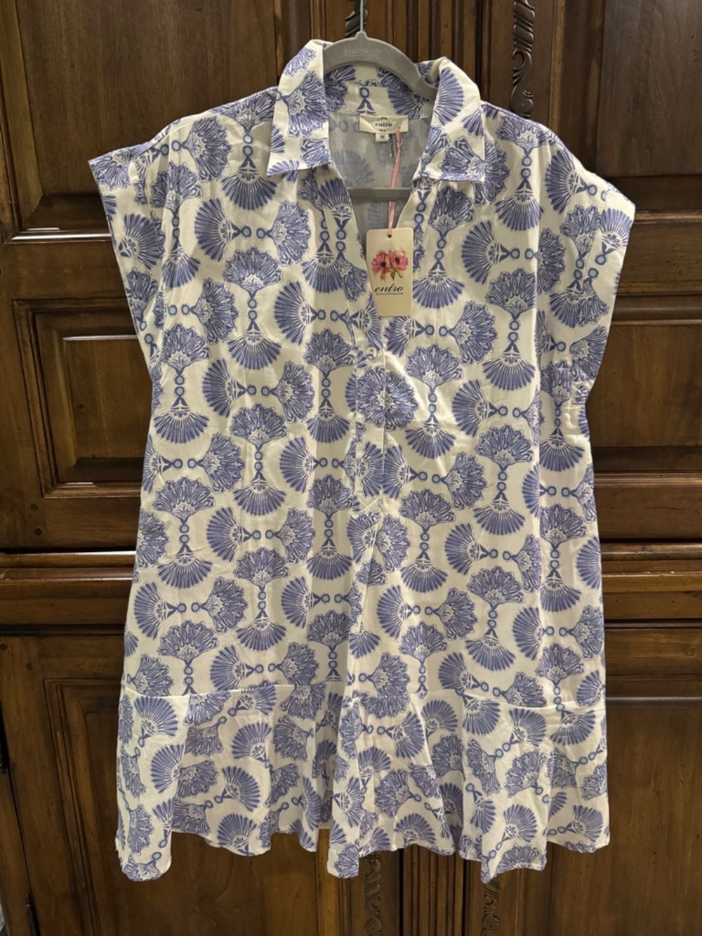 NWT Entro Blue and Cream Printed Swing Dress - Medium